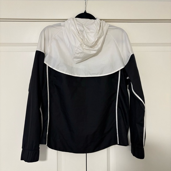 Nike Jacket - Picture 4 of 6